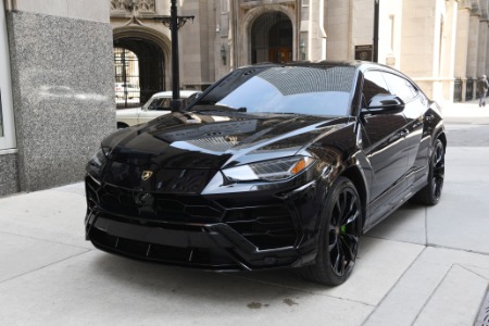 2022 Lamborghini Urus 