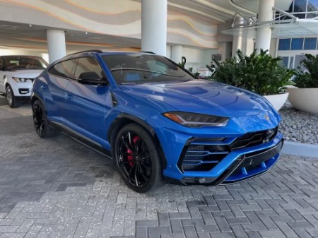 2019 Lamborghini Urus 