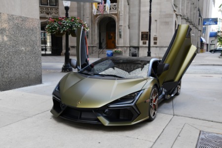 2025 Lamborghini Revuelto 