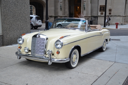 1961 MERCEDES-BENZ 220 SE 