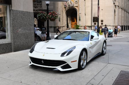 2015 Ferrari F12 berlinetta 