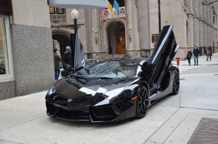 2017 Lamborghini Aventador LP 700-4