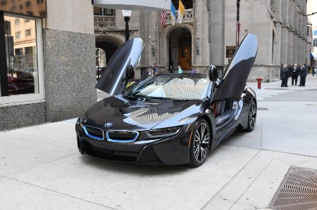 2019 BMW i8 