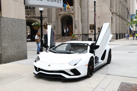 2017 Lamborghini Aventador S LP 740-4 S