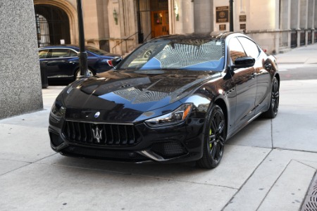 2022 Maserati Ghibli Modena Q4